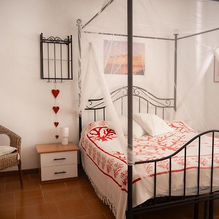 Villa Dan-Rooms In Monopoli Impalata المظهر الخارجي الصورة